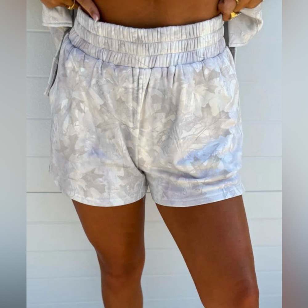 ⭐️Beige Camo Lounge Set - Picture 3 of 3